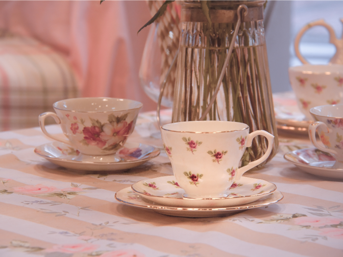 According to historian John P. Kaminski, Washington would have tea with guests at 7 p.m.