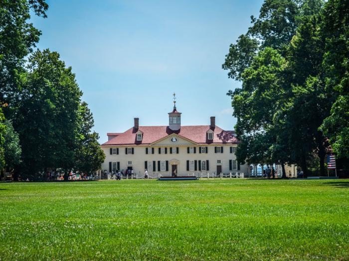 According to historian James A. Crutchfield, the Washingtons entertained hundreds of visitors every year.