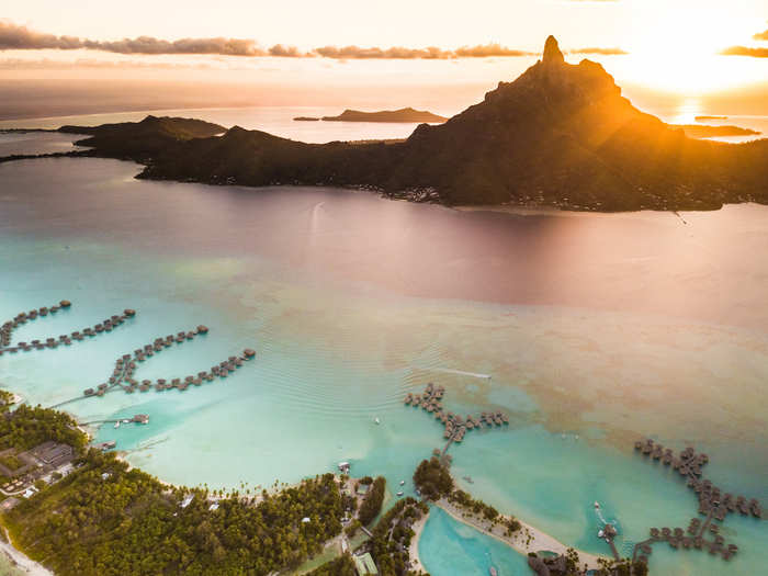 7. St. Regis Bora Bora Resort, Tahiti