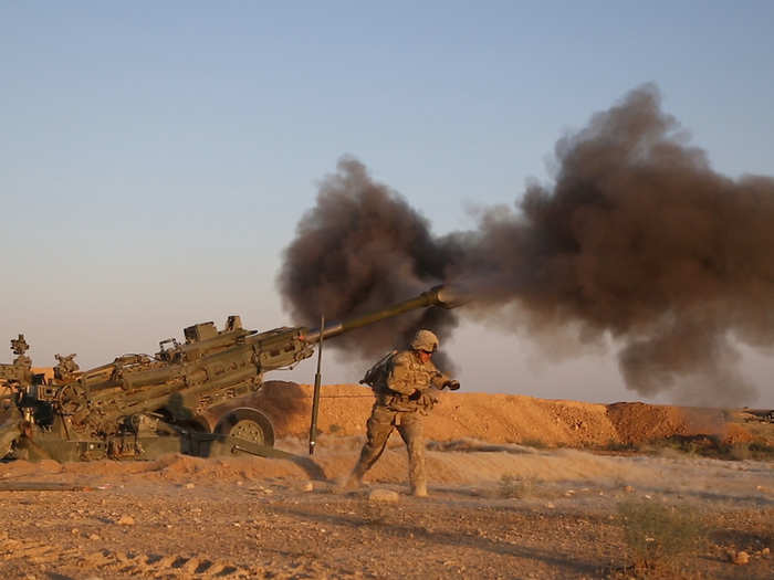 And US troops are firing M777 howitzers.