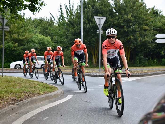 Sometimes there was just nothing you could do but slow down for traffic ... but the riders always managed to stay together and ride safe ...