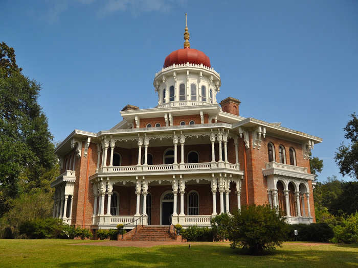 Mississippi — Longwood in Natchez