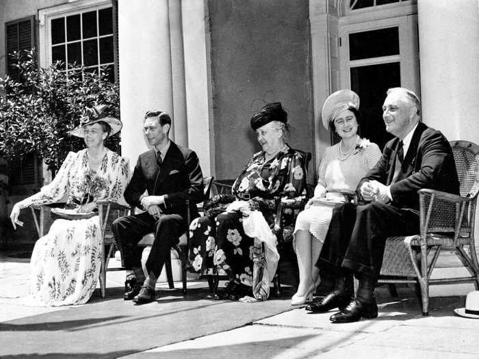 The first time British royalty made an official visit to the US was King George VI in June 1939. He and his wife Queen Elizabeth met President Franklin Delano Roosevelt and first lady Eleanor Roosevelt in Hyde Park, New York.