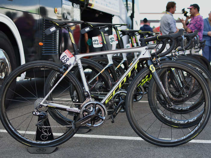 No. 15 — Mitchelton-Scott