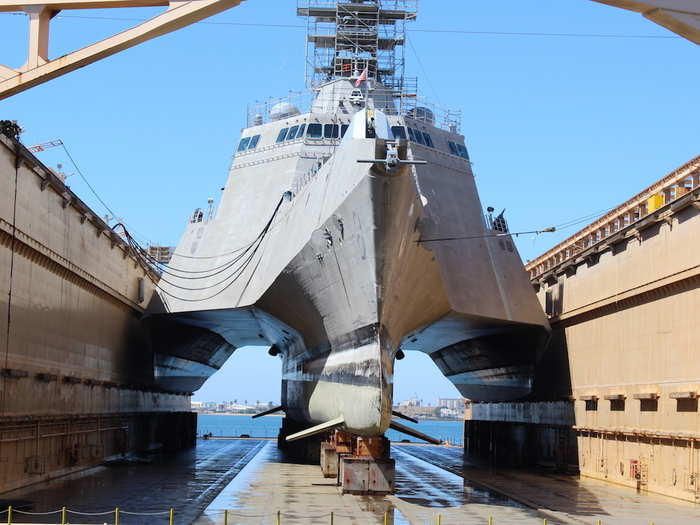 But the hulls are also aluminum hulls and rather thin, and the hull of the USS Montgomery, seen below, even cracked in 2016.