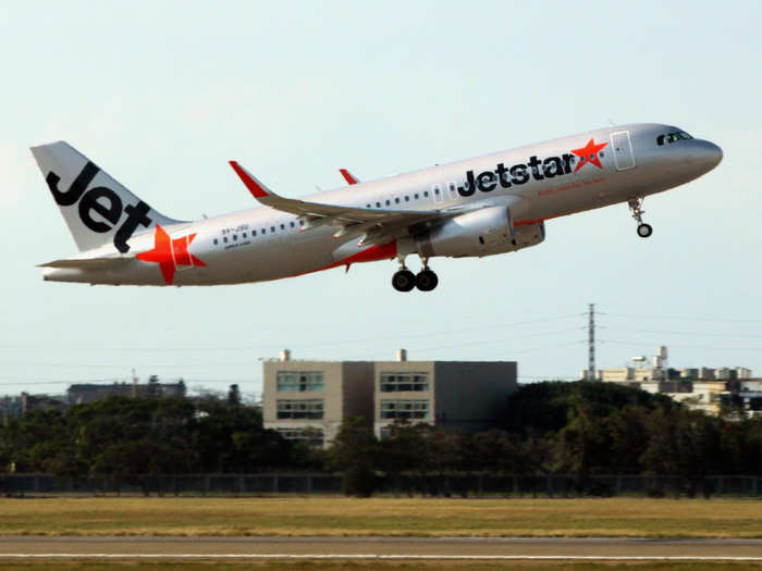 4. JetStar Airways