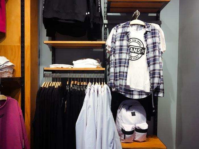 Most of the styles at Vans were simple, like flannel shirts, logo tees, and hoodies. Everything had a very retro feel to it, and nothing was trying too hard to be trendy.