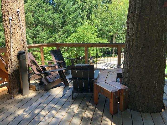 There are chairs and benches on the patio, too, in case you want to take your meeting outdoors.