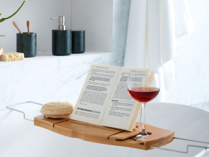 A bathtub caddy for ultimate relaxation