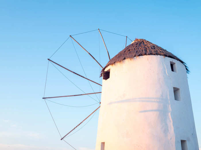 One of the most defining features of Mykonos are its windwills, which are spread out around the island. The biggest ones overlook the main town. The Venetians built them in the 16th century to mill flour.