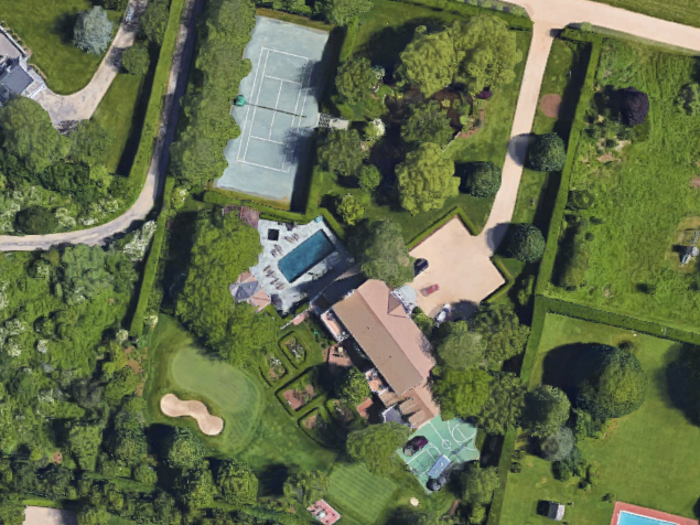 A Hamptons landscaper testified that Manafort paid his company $450,000 to maintain his Bridgehampton property, trimming the 14-foot hedges and tending to the gardens — including a bed of red flowers in the shape of the letter "M".