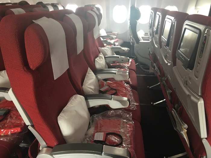 Each economy seat is 17.5 inches wide with 31 inches of seat pitch. Each seat is also equipped with a USB plug and a nine-inch touchscreen. Wifi is available but with a fee.