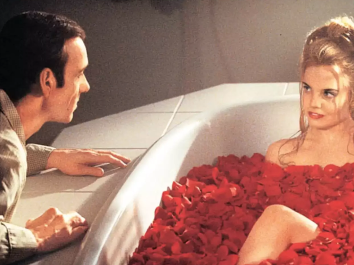 "American Beauty" (1999) — Sam Mendes