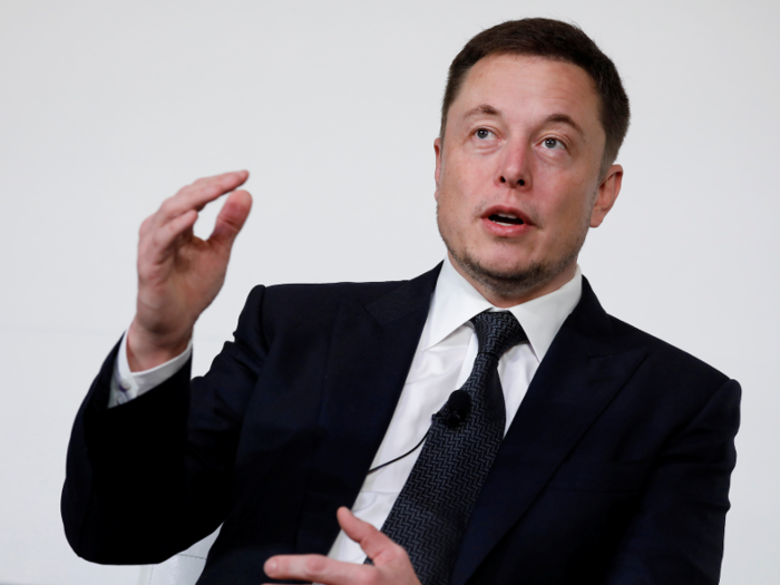 July 31, 2018: Musk claims he met with the managing director of Saudi Arabia