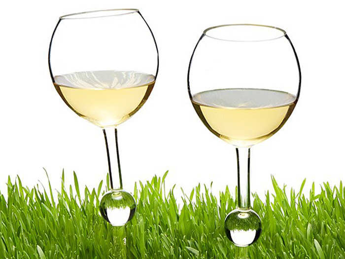 Wine glasses for drinking outdoors