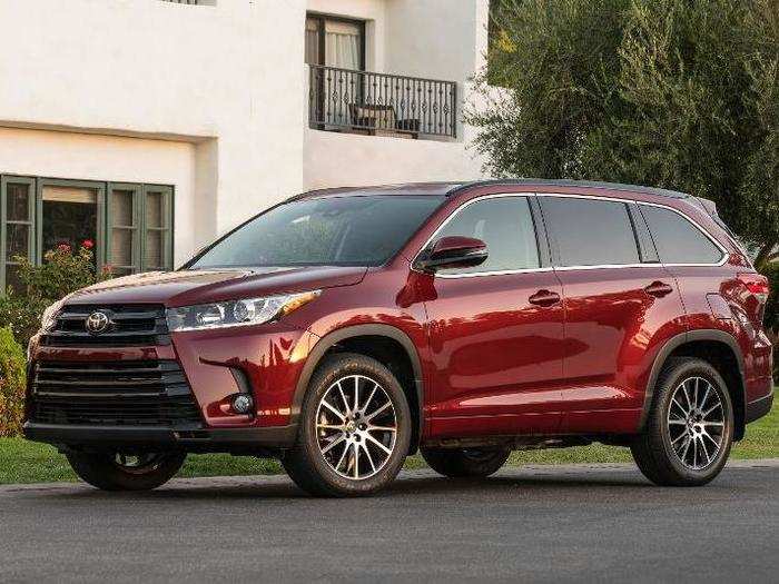 18. Toyota Highlander: 114,254. +14.3%