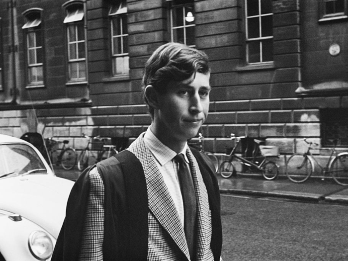 Prince Charles biographer Sally Bedell Smith wrote that the young prince opted to follow tradition and return around 20% of his income to the government as a voluntary tax, meaning that he was left with a weekly income of around $4,800.
