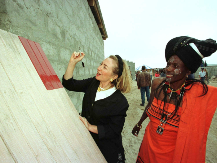 While in Cape Town, the first lady signed a wall of a housing shelter that was being built, and announced $16 million in US aid would be dedicated to eradicate polio in Africa by 2000.