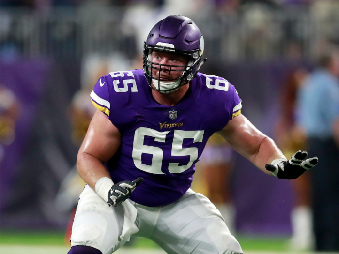 Minnesota Vikings — Pat Elflein, C