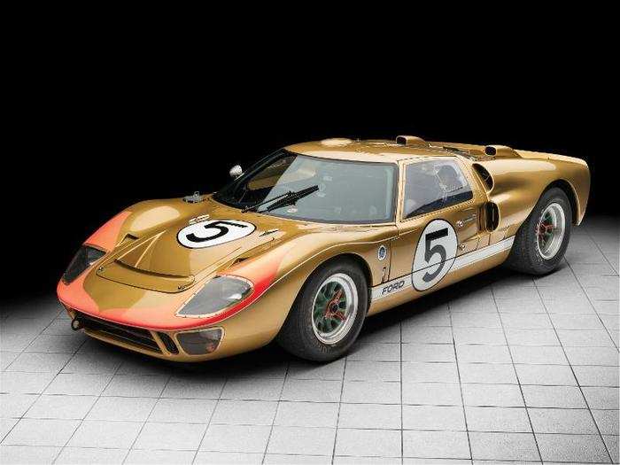 1966 Ford GT40 ML II (Sold for $9,795,000)