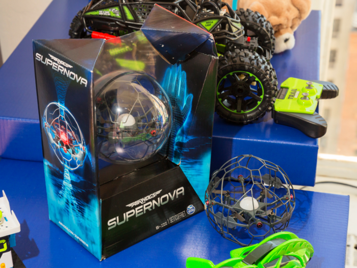 Air Hogs Supernova