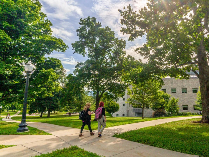 32. Middlebury College