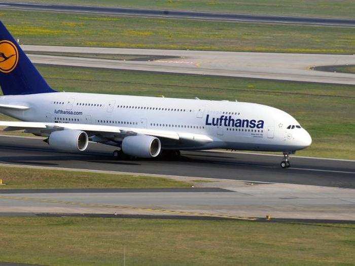 ....Lufthansa,...