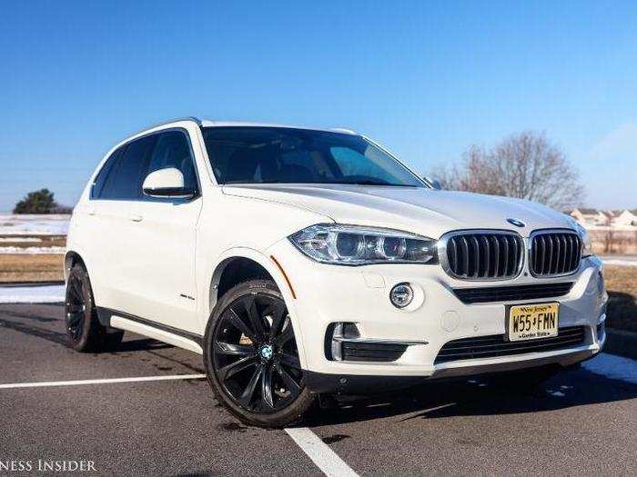 Aesthetically, the X5 is defined by its broad shoulder and aggressive stance. Even though it