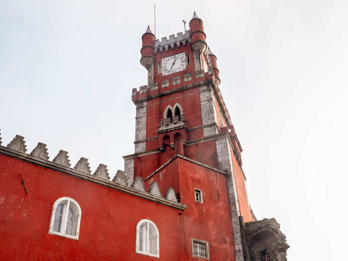 But the monastery was damaged during a lightning strike in the 1700s and destroyed by the earthquake in 1755. When Ferdinand decided to build his palace on the site, he had the monastery building and its clock tower restored. It serves as one of the complex