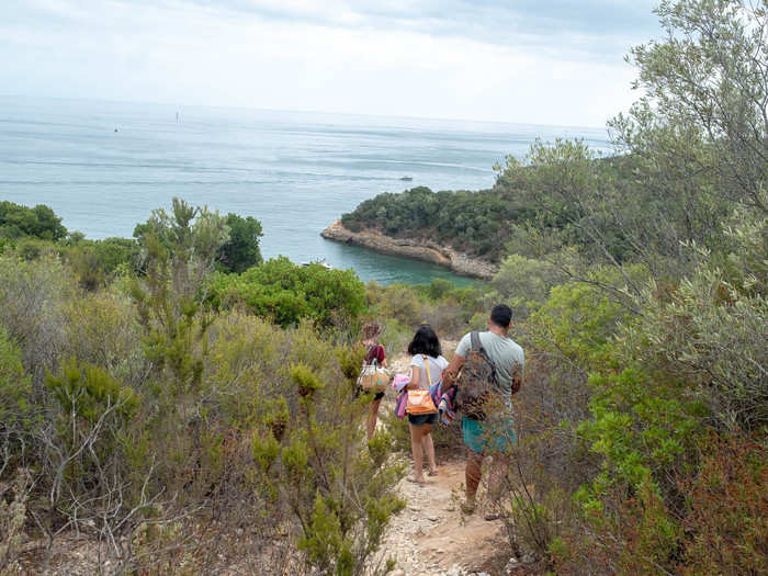 I was given instructions by the shop owner to keep the name of the beach secret. He said that I could take photos and tell readers that it was in Arrábida but not reveal the name. It required a short hike down to the water.