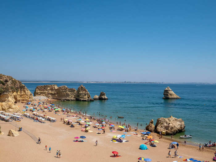 I decided to double-back towards Sagres, a small village near the cape that has lately become a surf town. There I found Praia do Tonel, a small beach surrounded by high cliffs. It