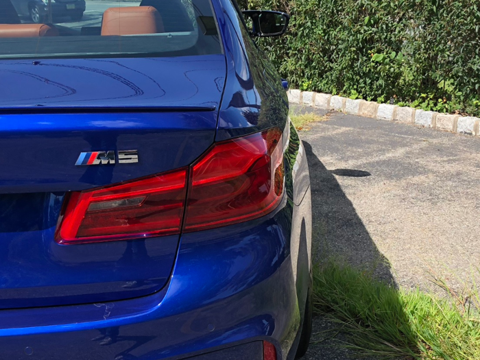 There is M5 badging, with its familiar color scheme.