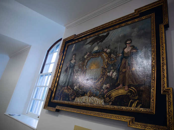 Directly across the Great Seal is a painting of the Seal of New York, which is from the same time period. George Clinton, the first and longest-serving governor of New York, had his own box pew on this wall, Lipinski said.