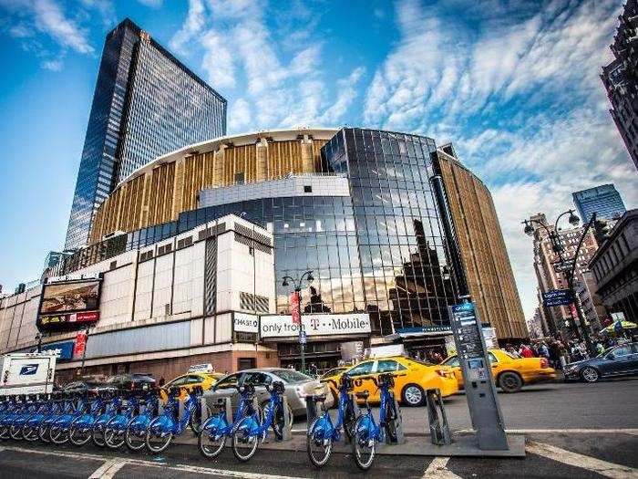 In reality, Madison Square Garden is atop Penn Station — in the game, it