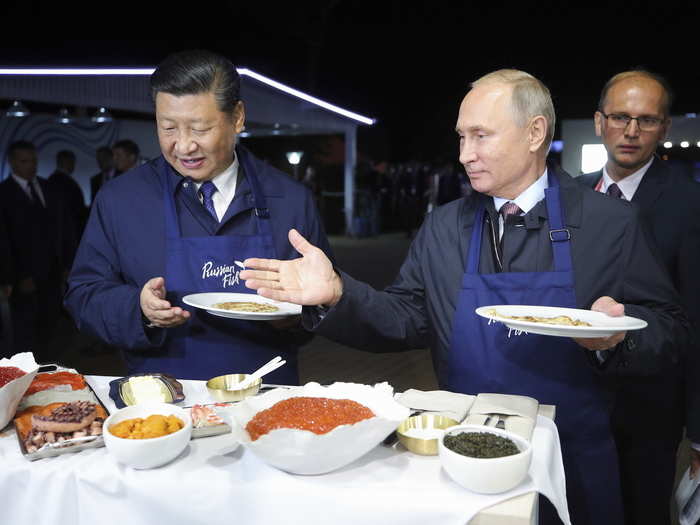 Putin and Xi had multiple types of caviar to choose from to top their blini.