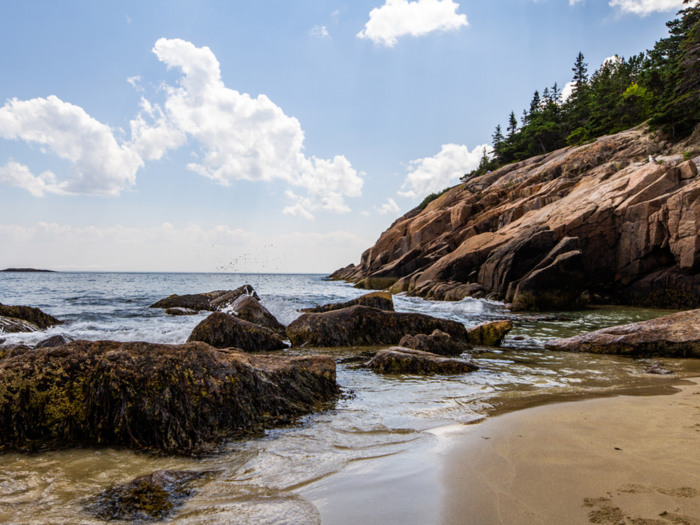 The hotel offers a complimentary shuttle that takes guests into nearby Acadia National Park.