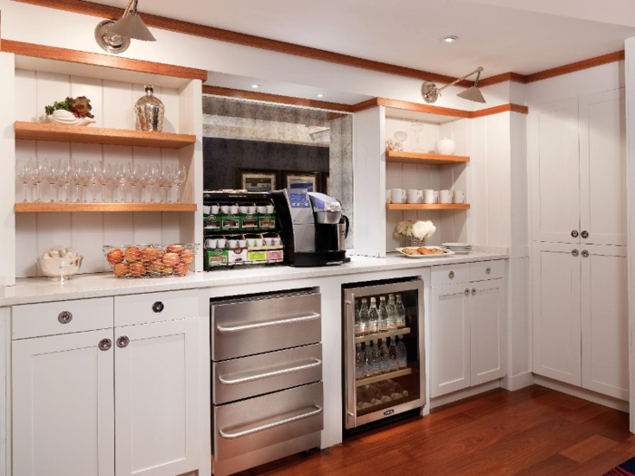 On each floor is a complimentary coffee bar stocked with cookies, fresh fruit, ice, and cold bottled water.