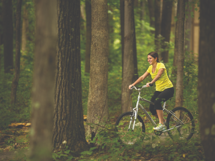 Guests can rent bicycles for $15 to $20 an hour and cycle through acres of trails at Nemacolin or visit nearby trails in Ohiopyle State Park, Laurel Ridge State Park, or Sugarloaf Mountain.