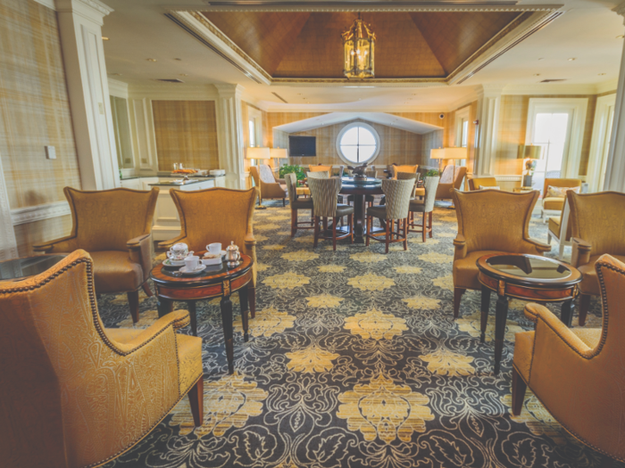 On the fifth floor of Chateau Lafayette is the Club Level, where the rooms have private butler service and access to the Club Lounge, a communal space for guests to relax and drink a cup of coffee.