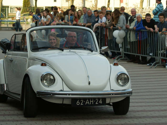 VW stopped selling hard-top Beetles in America in 1976. Convertibles were sold up until 1979.