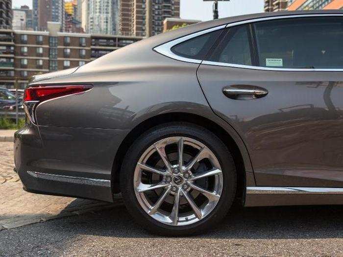 Its heavily raked roofline helps the LS cut a coupe-like silhouette.