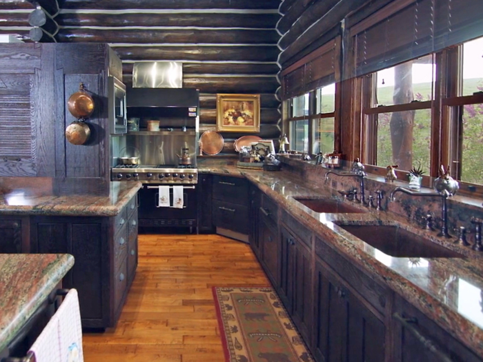 The expansive kitchen allows for plenty of cooking space.