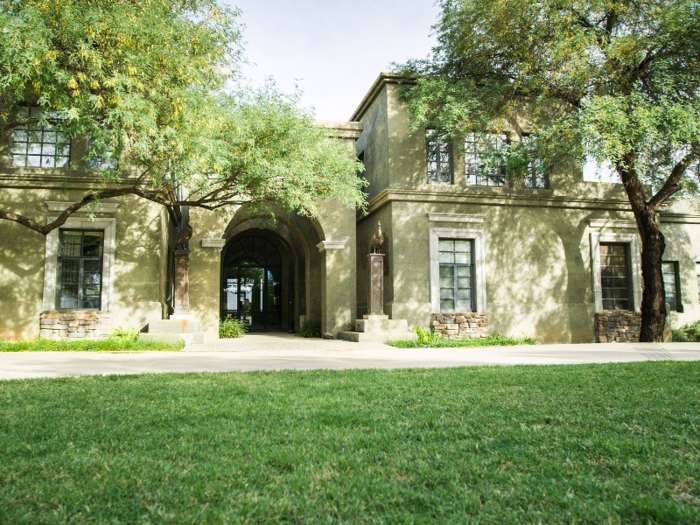 The 8,700 square foot home was inspired by Argentinian estancias, which were built to bring European elements into Argentinian homes. The estancia in Scottsdale was designed to blend in with the vegetation of the Sonoran Desert.