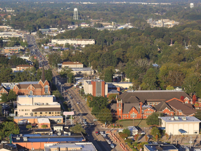 5. Tupelo, Mississippi — 30.05 years