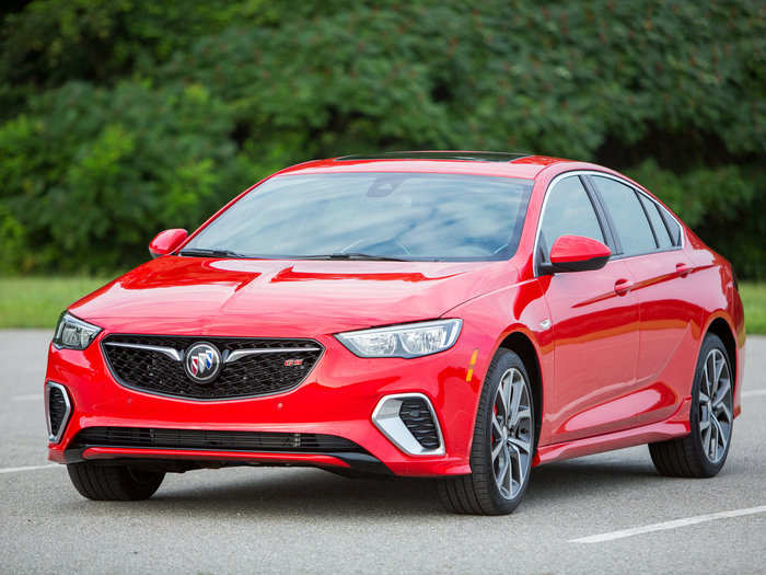 2. Buick Regal: 67.6 days on the market