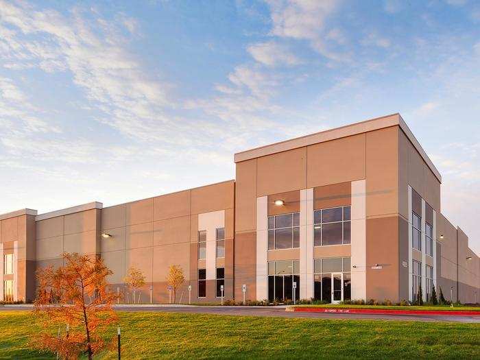 When built, this project will feature light manufacturing, warehouses, and distribution space.