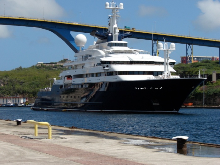 And Paul Allen owns two superyachts — the 414-foot Octopus, which cost $200 million to build and has a basketball court and recording studio, and the 303-foot Tatoosh, which he once tried to sell for $160 million.