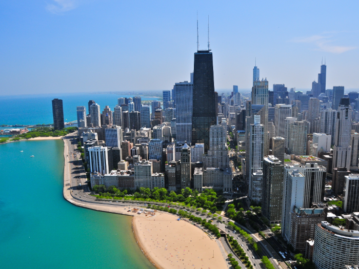 3. Chicago, Illinois — 95,287 clean energy jobs.