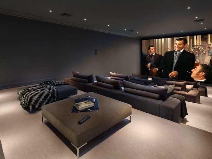 But if the former five-weight world champion boxer really wants to kick back and relax, he can watch a movie — or a highlight-reel of his own fights — in this cinema room, which comfortably fits 12 people — maybe even more.