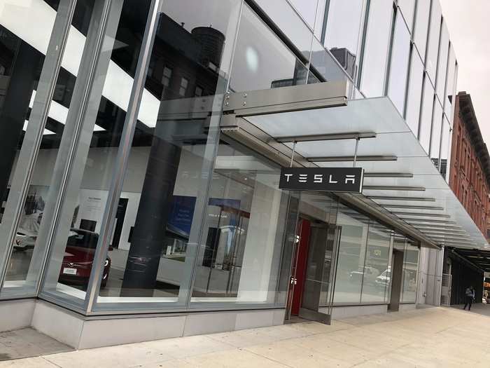 When it was time to say goodbye, I returned the Model 3 to the Tesla store in Manhattan